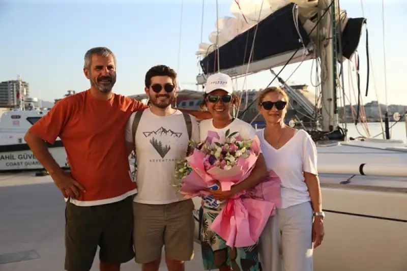 Rekor Denemesi Için Yelkenliyle Hopa'dan Yola çıkan Başak Mireli, İskenderun'a Ulaştı