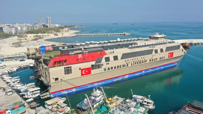 Hatay'da Depremzede öğrencilere Eğitim Ortamı Sunan