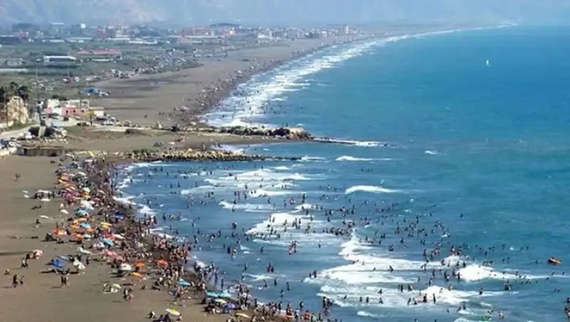 Hatay’da Plajların Deniz Suyu Kalitesi Açıklandı: 8 Plaj ‘İyi’, 8 Plaj ‘Orta’