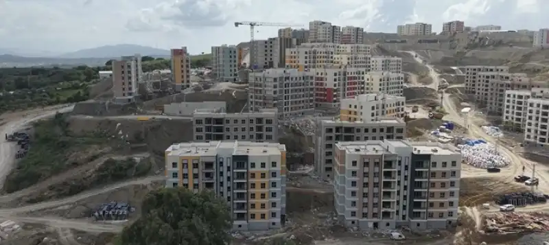 TOKİ Konutlarıyla Defne Yeniden Kuruluyor  