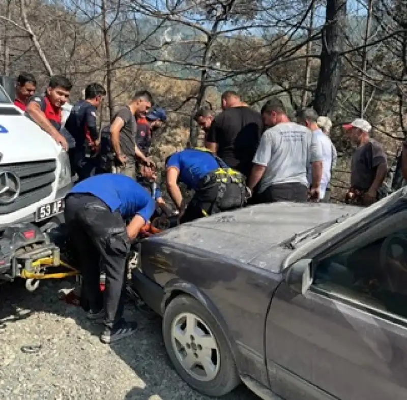 Uçurumdan Düşen Vatandaş Ekiplerin Yoğun Çabasıyla Kurtarıldı