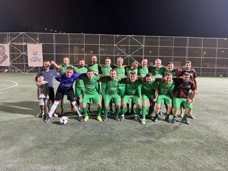 Erhan Aksay Futbol Turnuvasında Final Heyecanı: Defne Veteranlar-Bayırspor 