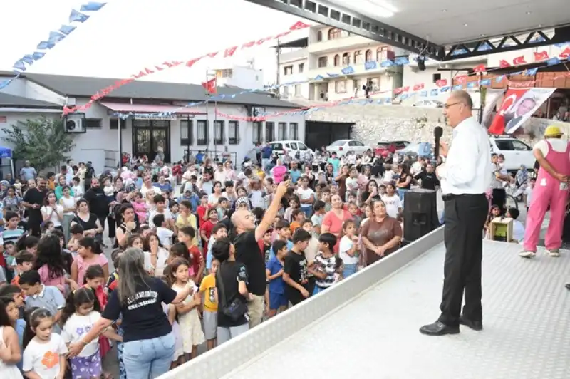 Başkan Yapar, çocuk Şenliği’nde çocuklarla Birlikte Eğlendi