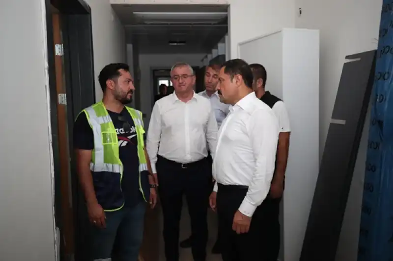 Hatay'da öğrenci Yurdu Ve Sosyal Tesislerin Yapımı Sürüyor