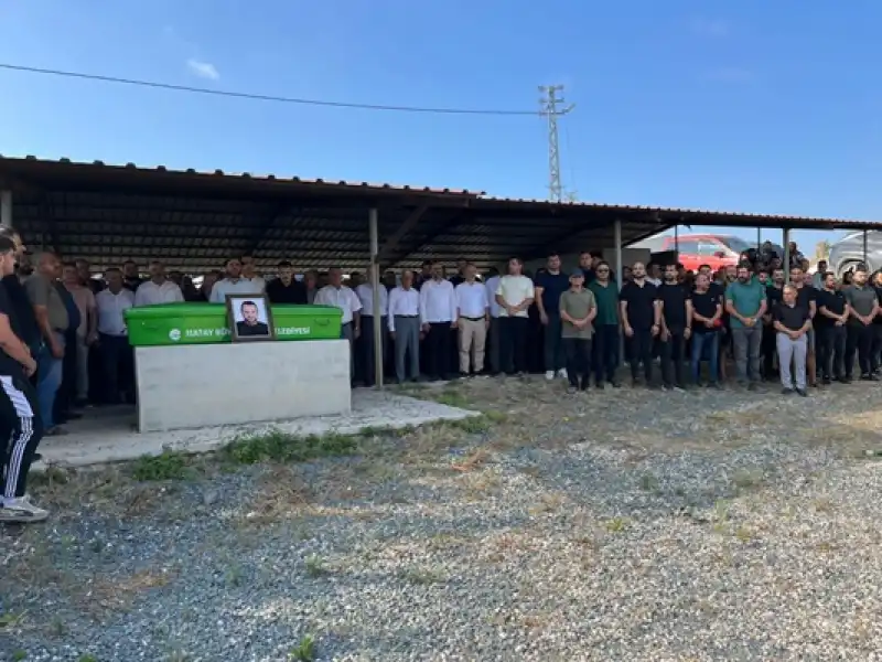 Hatay'da Bıçaklı Kavgada Yaşamını Yitiren Kişinin Cenazesi Defnedildi