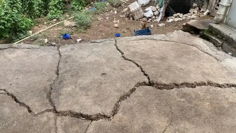 İskenderun Aşkarbeyli'de Taş Ocağı Tedirginliği: “Evlerimizde Güvende Değiliz”