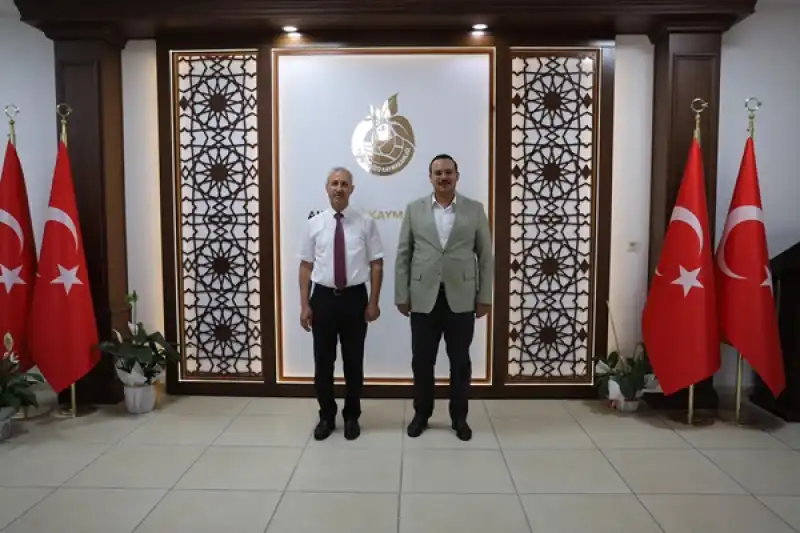 Rektörden Yeni Görevlerine Başlayan Mülki Amirlere Ziyaret