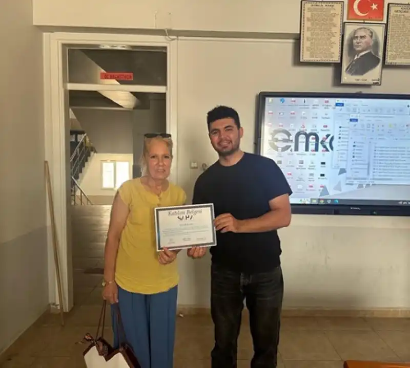 Saha Eğitimini Tamamlayanlara Belgeleri Verildi