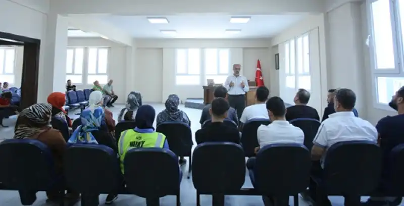 Hatay'da Cenaze Hizmetleri Kursunu Tamamlayan 70 Kursiyere Sertifika Verildi