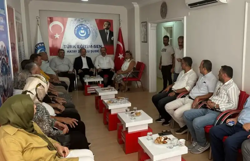 Milletvekili Abdulkadir Özel, Kamu Çalışanlarının Taleplerini Dinledi 