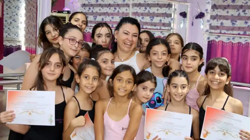 Fatma Satar’dan “Antakya’nın Ağıdı” Balerinlerine Teşekkür Belgesi
