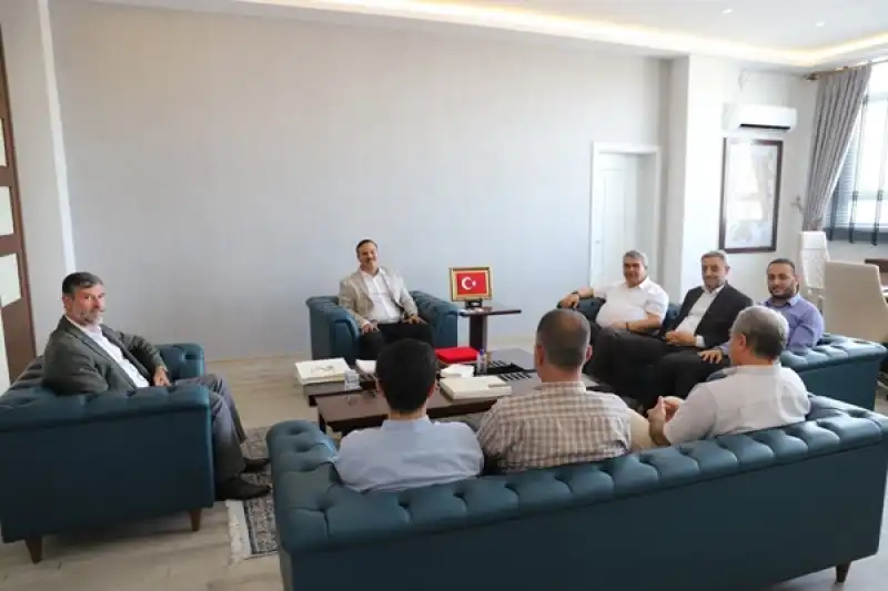 Altınözü Kaymakamı Efecan Şahin’e Hayırlı Olsun Ziyareti