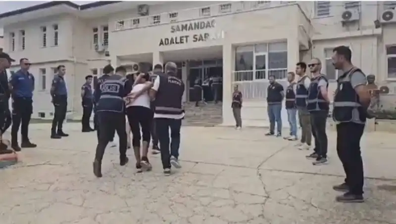 Bıçaklı Saldırganlar Adliyeye Sevk Edildi!