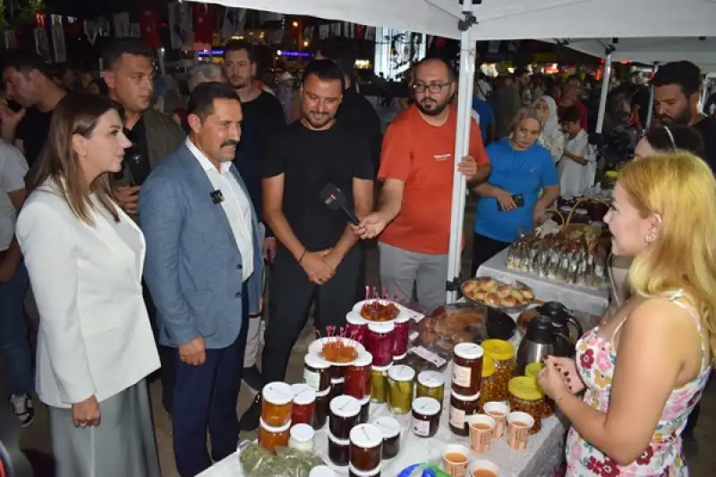 Kadın El Emeği Pazarı Arsuz’da Açıldı