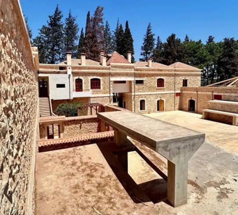 Film Ve Dizilerin Gözdesi Tarihi Konak Yenileniyor