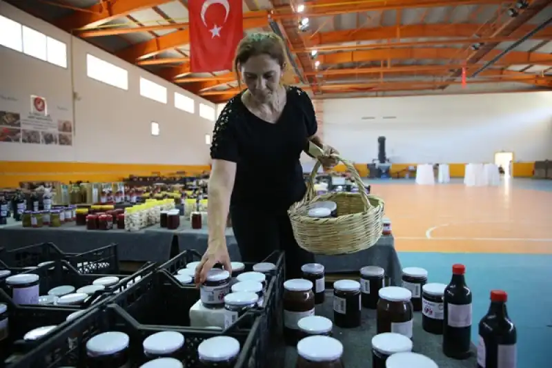 Hatay'da Kadın Kooperatifleri üretime Katkı Sağlamaya Devam Ediyor 