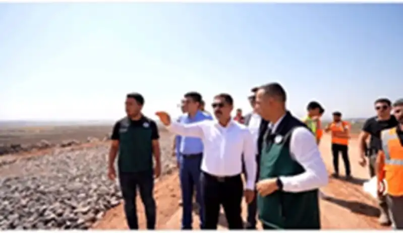 Hatay Valisi Masatlı, Depremde Gövdesi Hasar Gören Reyhanlı Barajı'ndaki Onarım çalışmalarını Inceledi