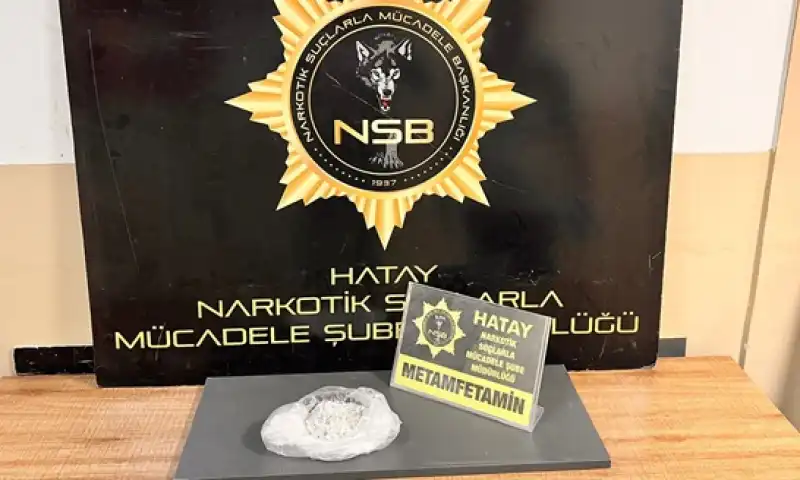 Hatay'da Otomobilinde Uyuşturucu Bulunan şüpheli Gözaltına Alındı 