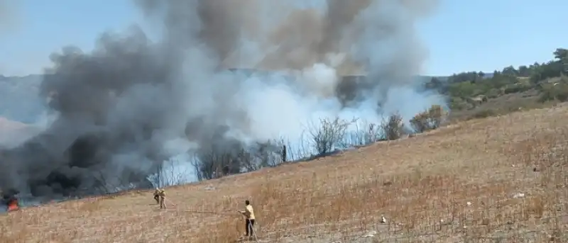 Yayladağı'nda Makilik Alanlarda çıkan Yangınlar Söndürüldü