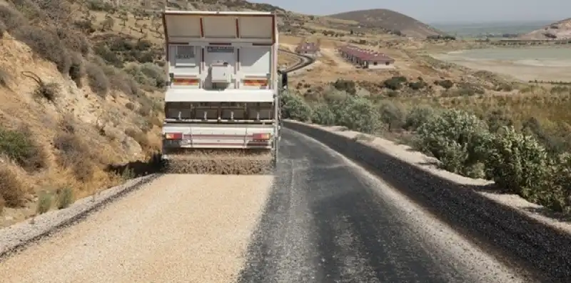 HBB Yol Yapım çalışmalarını Sürdürüyor
