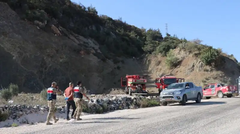 Hatay Yayladağı'ndaki Orman Yangını Kontrol Altına Alındı