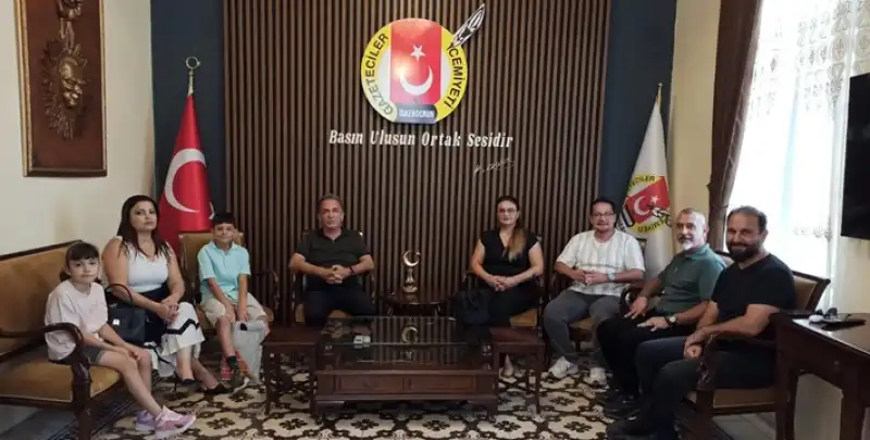 Tayland’da Dünya üçüncüsü Olan Ümit Keçik’ten İGC’ye Ziyaret