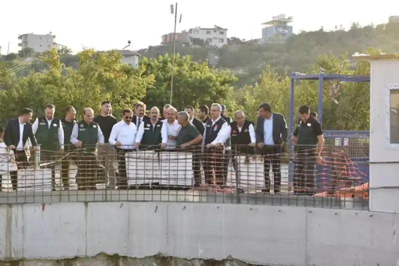 DSİ Genel Müdürü Mehmet Akif Balta Asi Nehri'nde Yürütülen çalışmaları Inceledi 