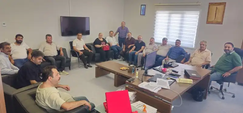 Muhtarlardan Defne Devlet Hastanesi Başhekimi Kavvasoğlu'na Ziyaret 