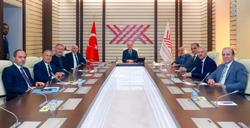 YÖK Başkanı Prof. Dr. Erol Özvar, Veysel Erenin Tebriklerini Kabul Etti