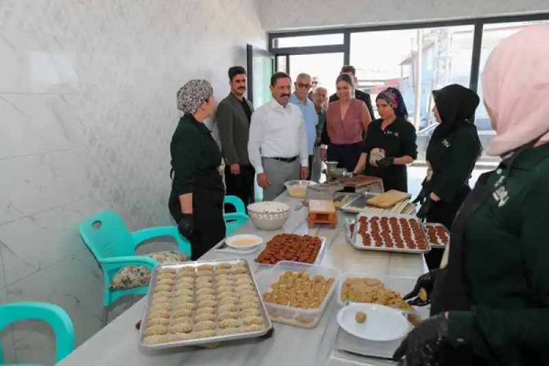 Hatay Valisi Mustafa Masatlı'dan Üzümdalı Kadın Kooperatifine Ziyaret