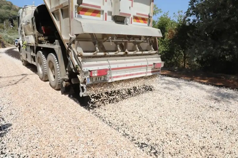 Büyükşehir Yol çalışmalarını Sürdürüyor