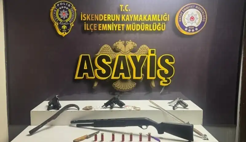 İskenderun’da Asayiş Uygulaması: 9 Aranan Şahıs Yakalandı