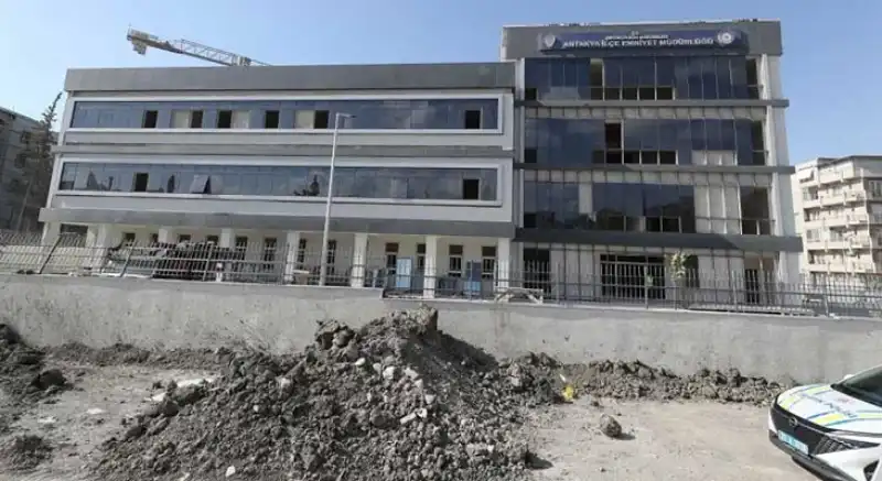 Hatay Valisi Mustafa Masatlı Inşası Süren Emniyet Binasını Inceledi