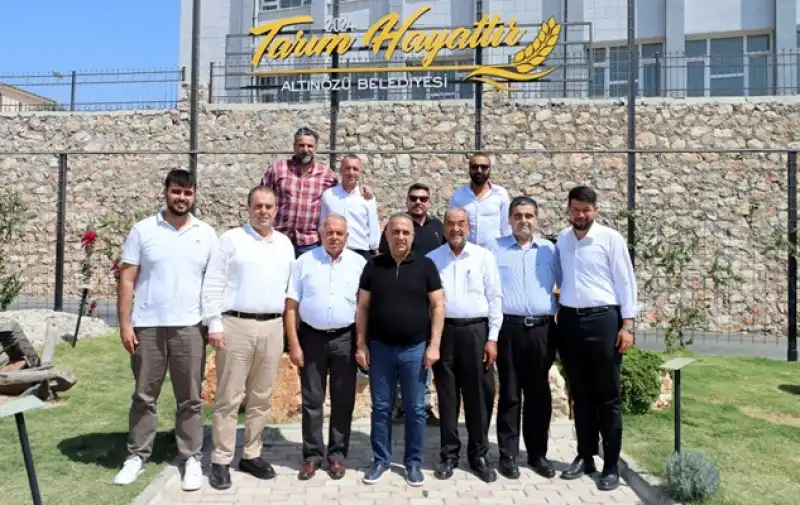 Adnan Hoca: “Rıfat Sarı Bu Memleket İçin Büyük Şans”