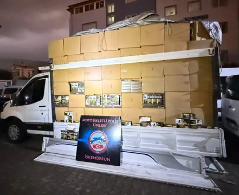 Hatay'da 2 Milyon 900 Bin Makaron Ele Geçirildi