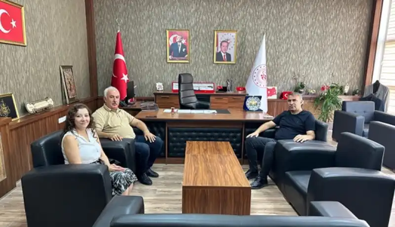 Yeşilay Hatay Şube Başkanı Kuyubaşıoğlu'ndan Gençlik Ve Spor İl Müdürü Bebek'e Ziyaret