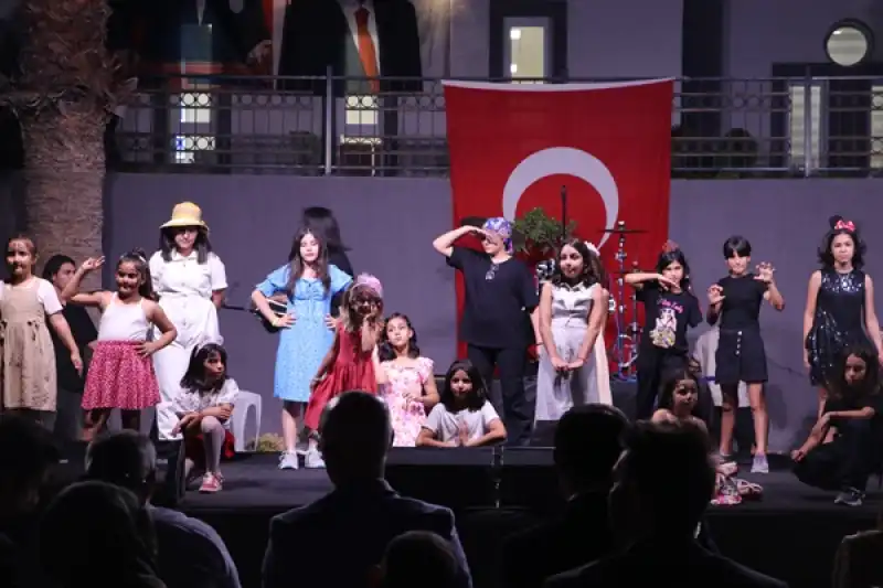 Hatay'daki Engelli Sosyal Girişimcilik Merkezi Yaz Kurslarına 141 öğrenci Katıldı