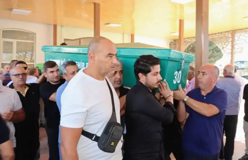 Sabri Yetişen Bu Defa Ağlattı