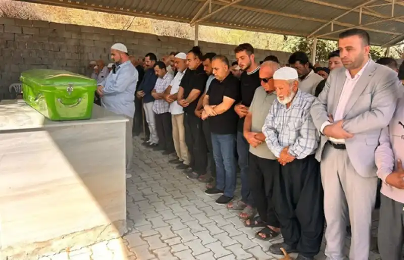 Altınözü'nde Trafik Kazasında Hayatını Kaybeden Kişinin Cenazesi Defnedildi 