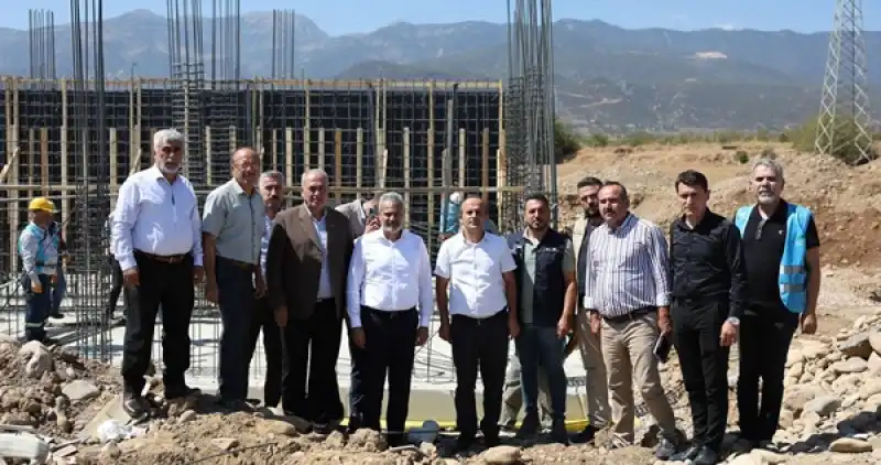 Başkan Öntürk, çevre Dostu Tesisin Inşaatını Gezdi