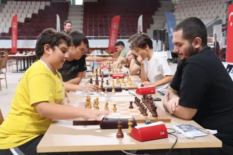 Hatay'da Düzenlenen Türkiye Hızlı Satranç Şampiyonası Sona Erdi