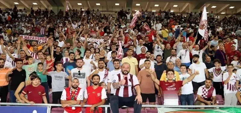 Hatayspor Taraftarlarından Yönetime İstifa Çağrısı