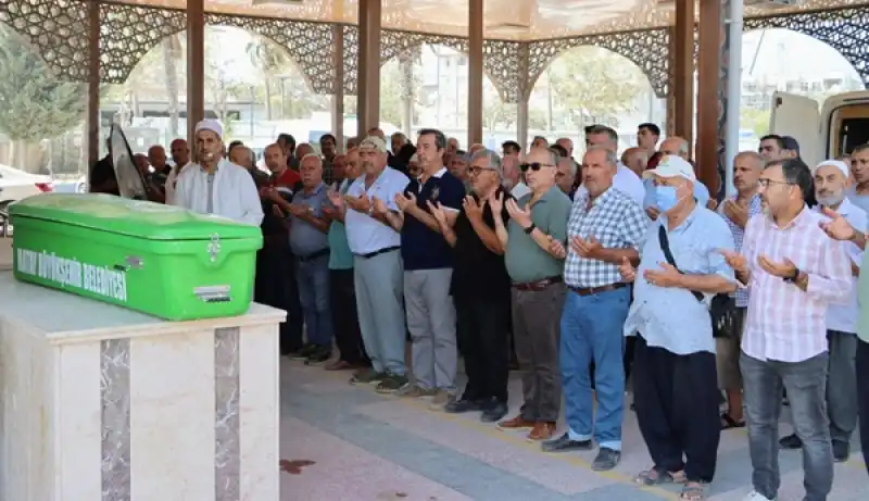 Ayfer İrez Son Yolculuğuna Uğurlandı