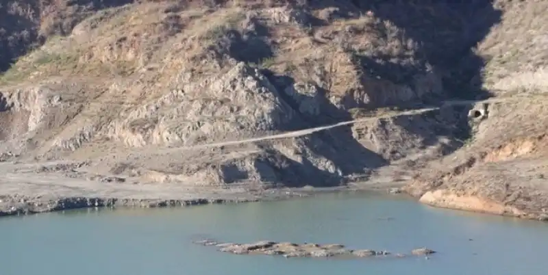 Karaçay Barajı’nda Alarm Zilleri Çalıyor Su Seviyesi Kritik Seviyelere Indi