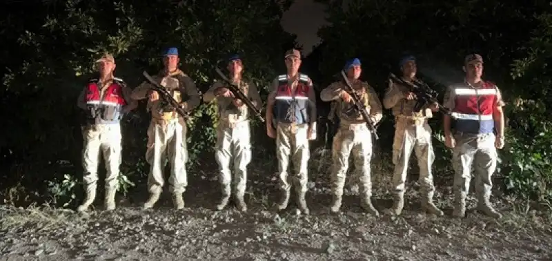 Hatay'da Narenciye Bahçelerinde Hırsızlığa Karşı Havadan Ve Karadan Denetim Yapıldı