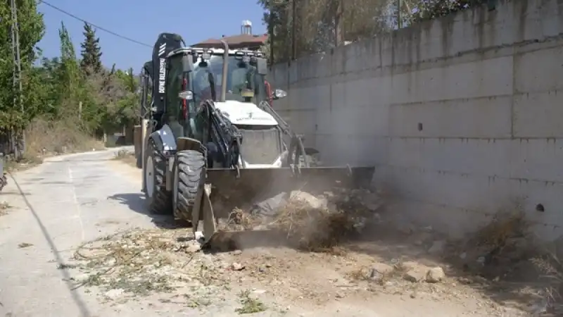 Defne Belediyesi Girilmedik Sokak Bırakmıyor