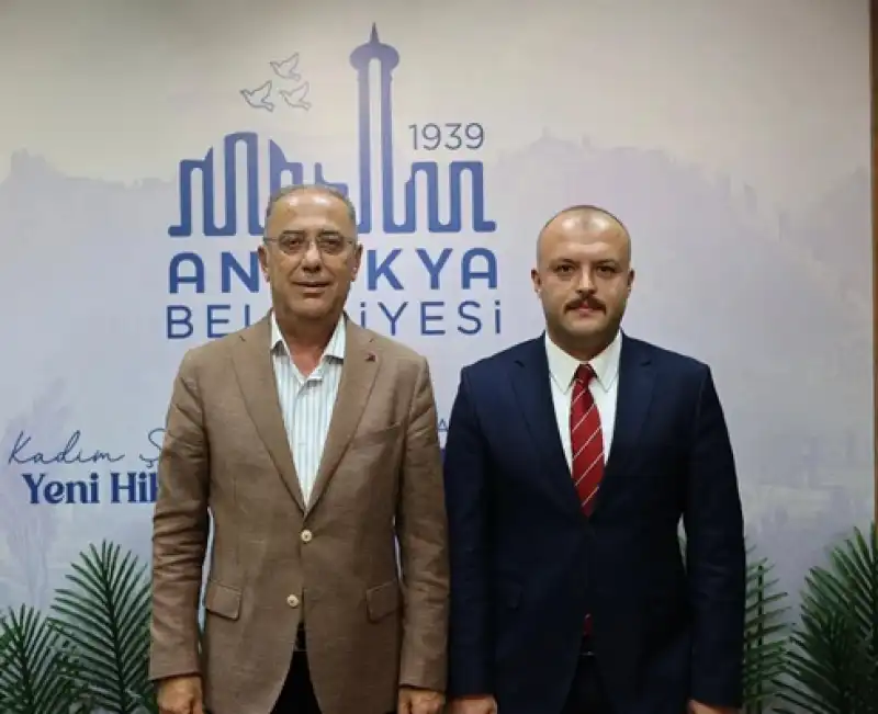 Ülkü Ocakları Başkanı Çelik’ten Antakya Belediye Başkanı Yapar’a Ziyaret