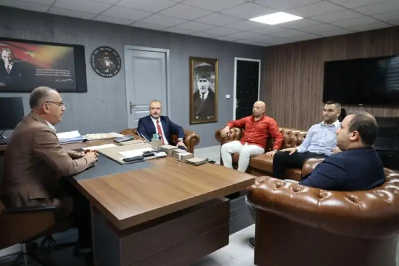 Ülkü Ocakları Başkanı Çelik’ten Antakya Belediye Başkanı Yapar’a Ziyaret