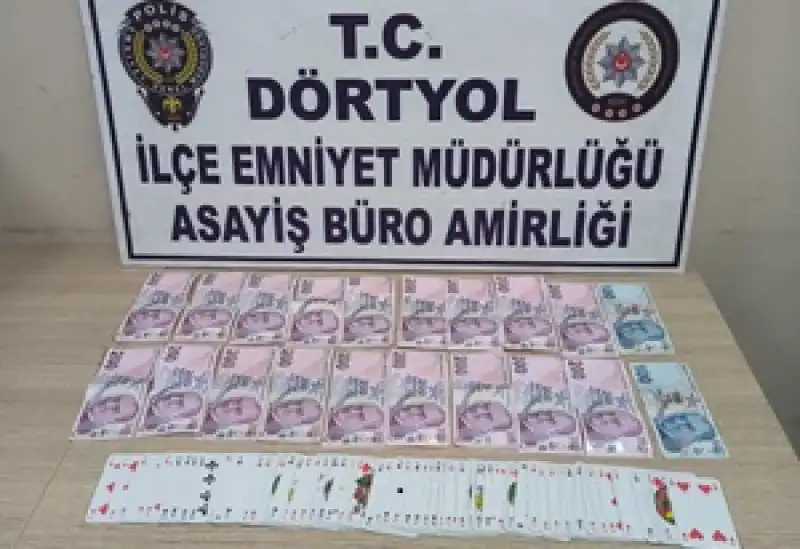 Hatay'da Kumar Oynayan 3 Kişiye 27 Bin 741 Lira Ceza Kesildi