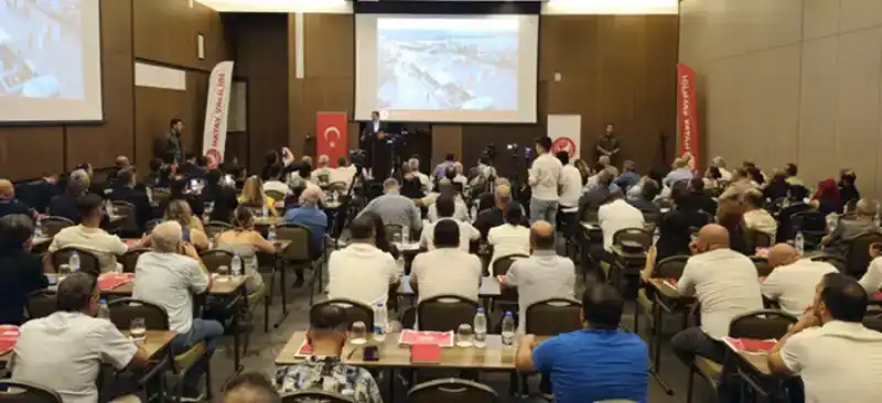 Hatay Valisi Masatlı Depremden Etkilenen Kentte Yürütülen çalışmalar Hakkında Bilgi Verdi